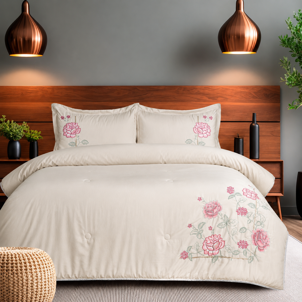 Ivory Bloom Smooth Cotton Fabric 4 Piece Bedding Set