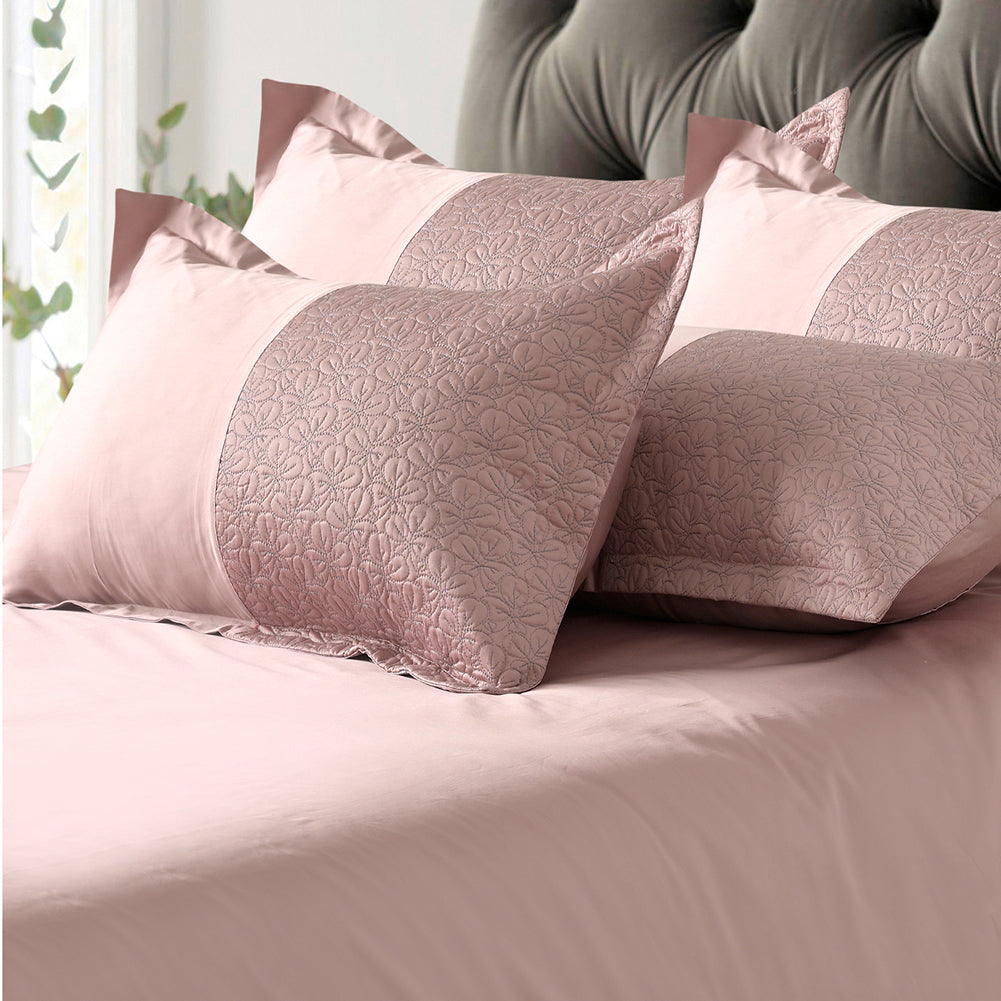 ROSARIO Luxurious Blush Rose Bedsheet Set