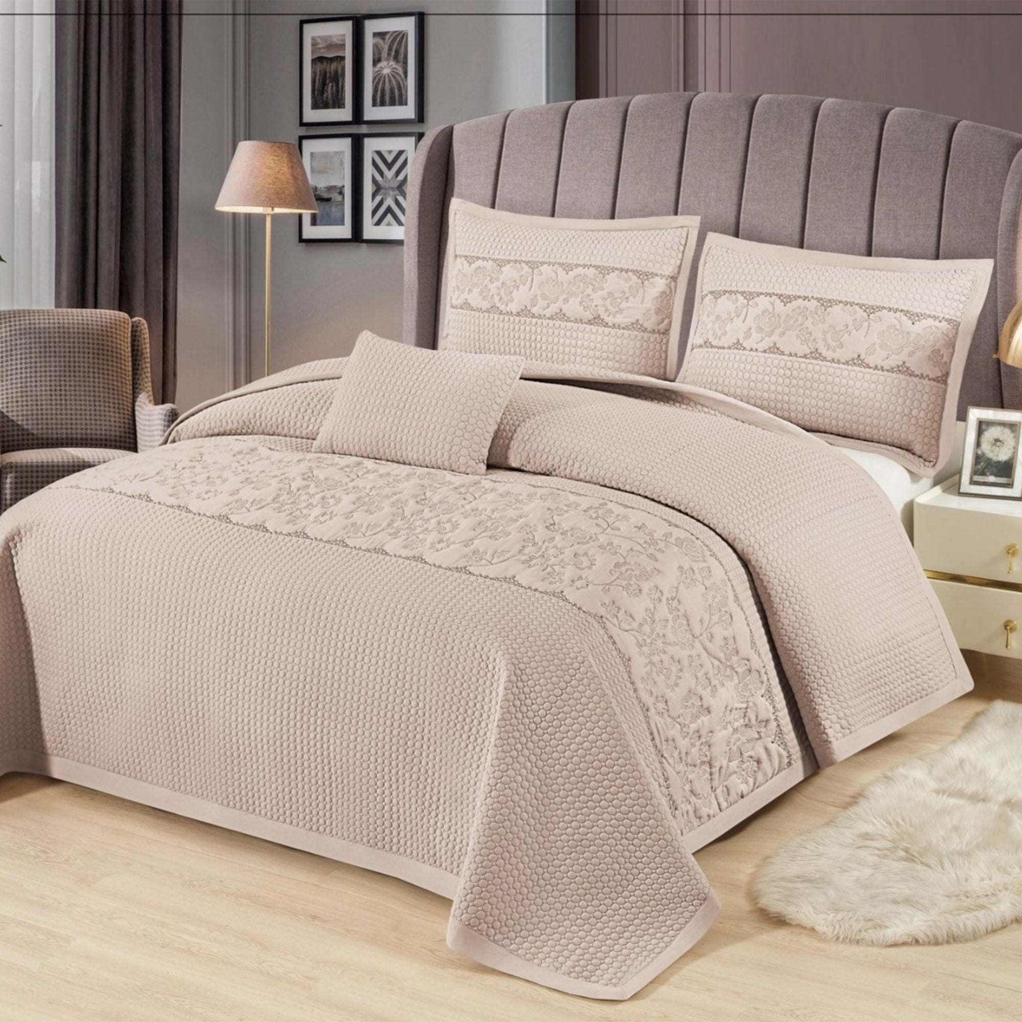 Gracie Champagne Pearl Bed Cover Set – 4 Pieces