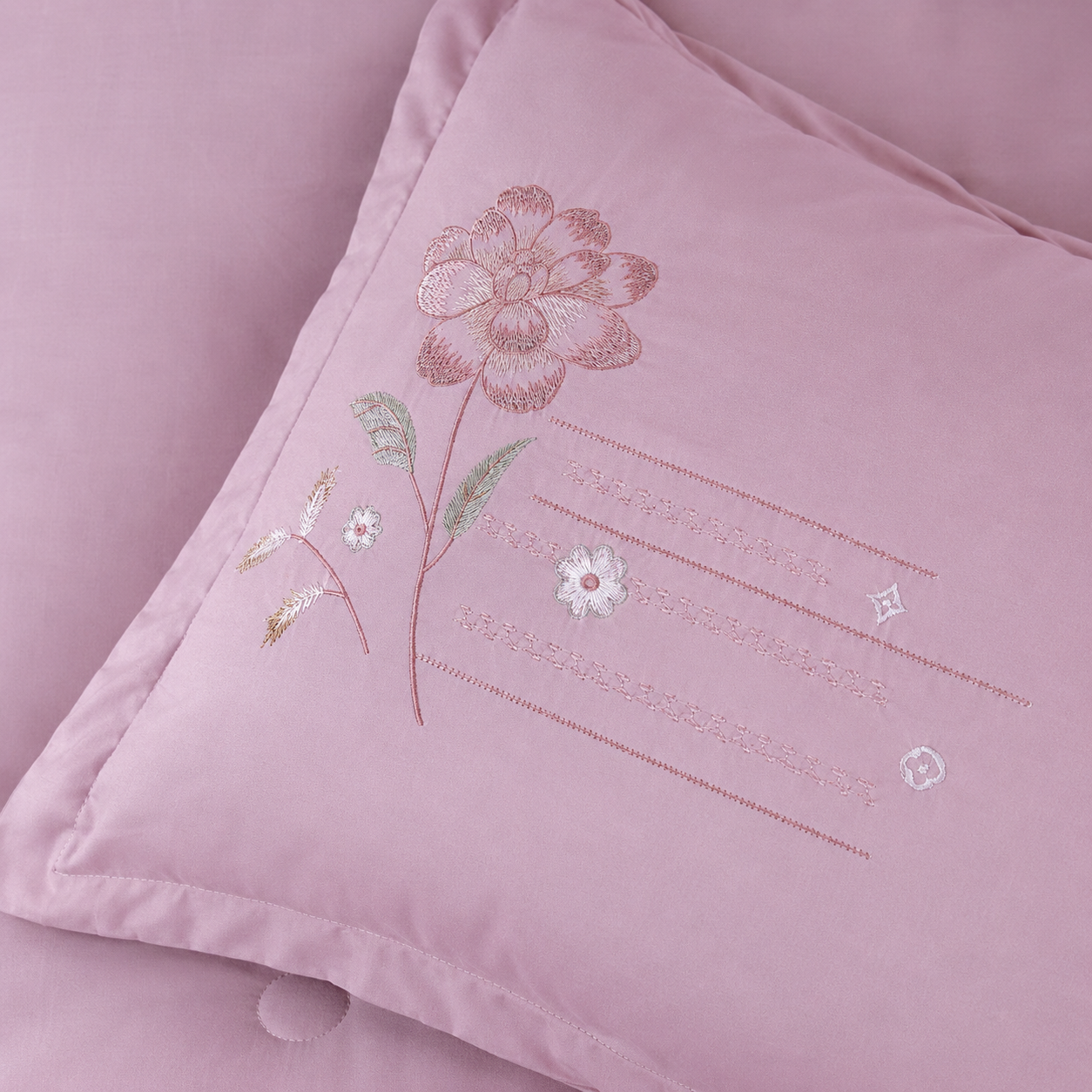 Blush Blossom Smooth Cotton Fabric 4 Piece Bedding Set