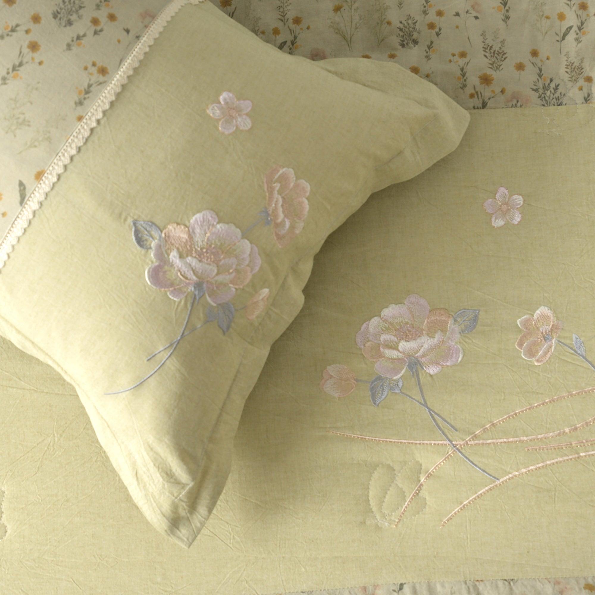 Cristiano Sage Meadow 4 Piece Bedding Set