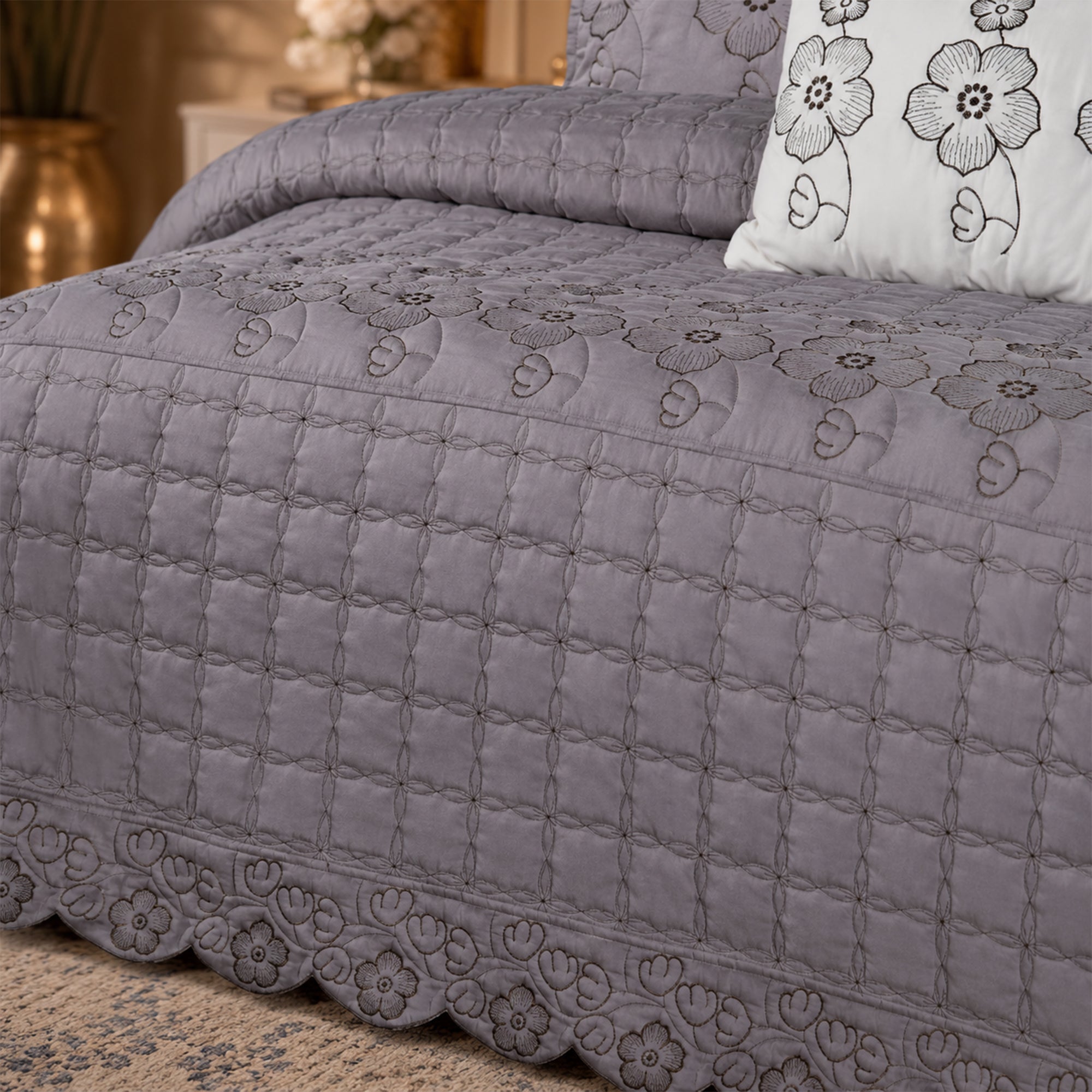 Lavender Rose Soft Cotton Fabric Bedding Set – 5 Pieces