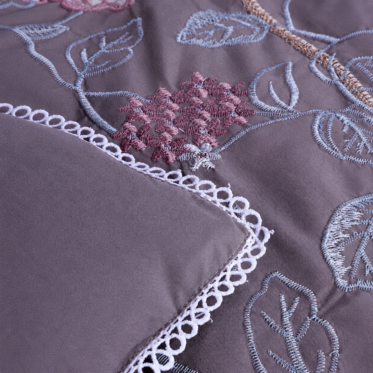 Mauve Bloom Smooth Cotton Fabric 4 Piece Bedding Set