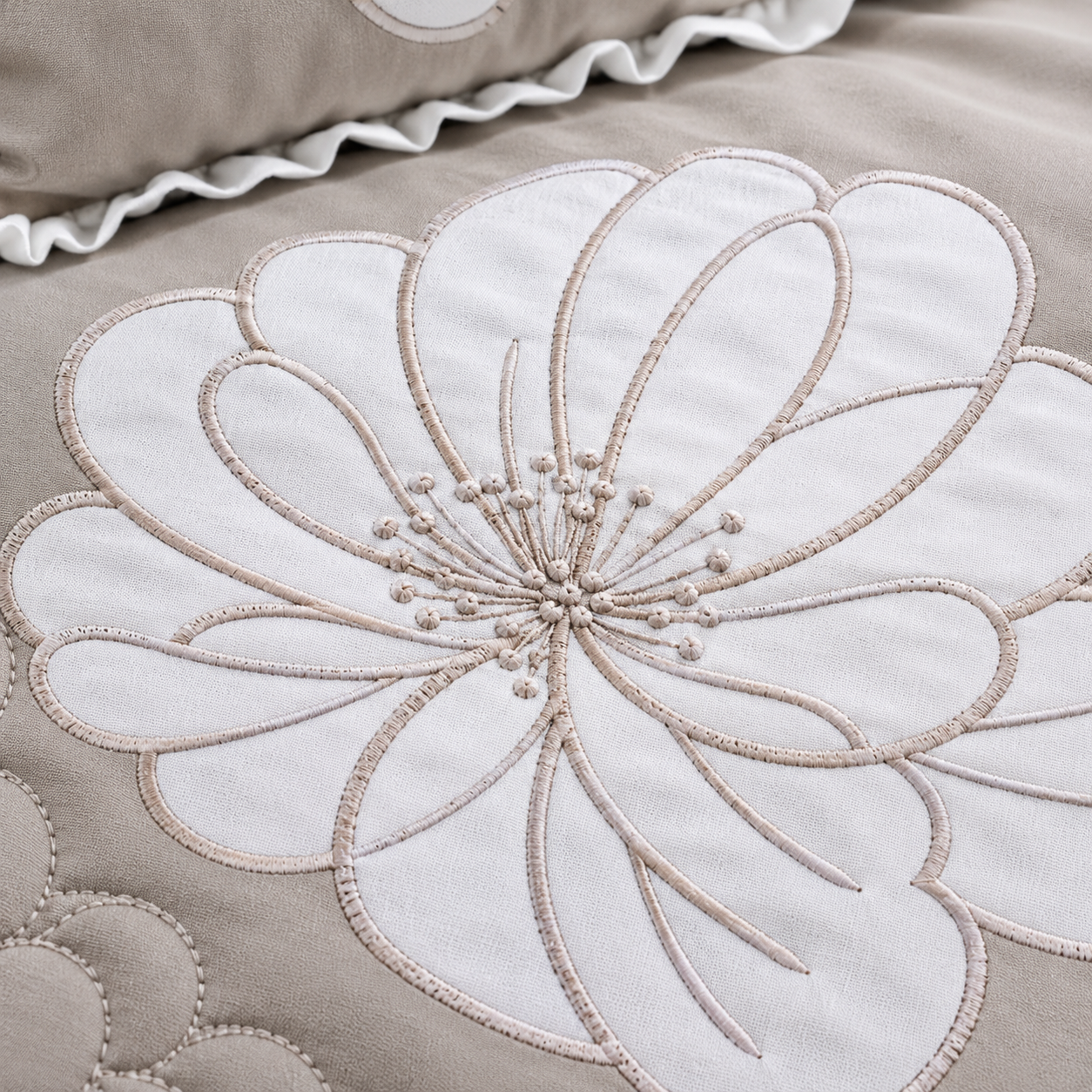 Champagne Elegance Embroidered 6 Piece Bedding Set